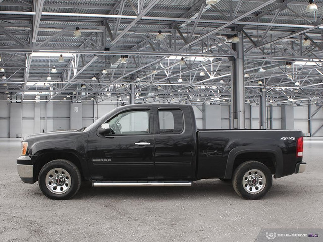  2011 GMC Sierra 1500 Extended Cab | Nevada Edition | AS IS | 4X in Cars & Trucks in Mississauga / Peel Region - Image 3