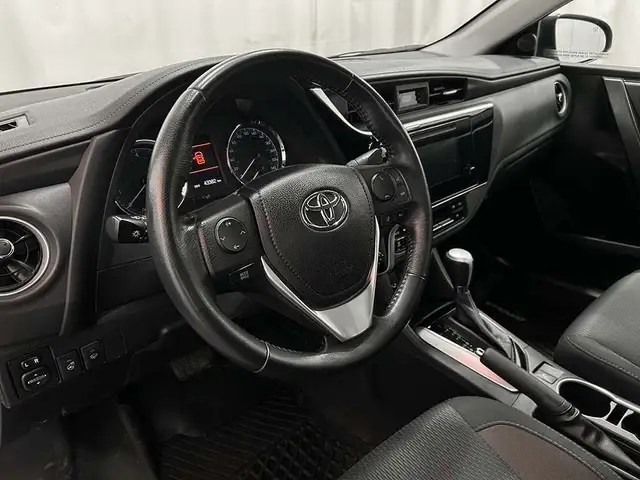 2019 Toyota Corolla LE AMELIORE - TOIT OUVRANT - VOLANT CHAUFFAN in Cars & Trucks in Québec City - Image 14