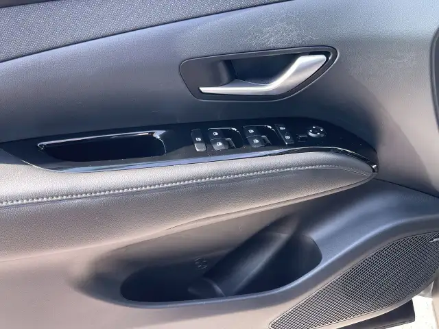 2024 Hyundai Tucson Hybrid Ultimate AWD, Ventilated Seats, Leath in Cars & Trucks in Calgary - Image 22