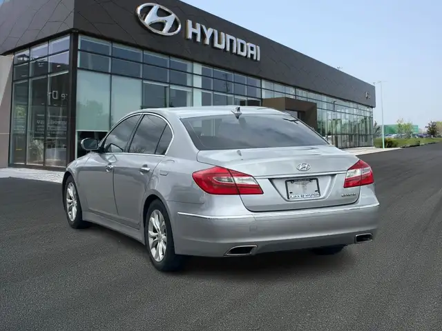 2013 Hyundai Genesis 3.8 Premium Package in Cars & Trucks in Oshawa / Durham Region - Image 8