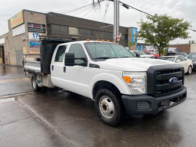  2015 Ford F-350 Dump Dually Crew Cab Flat Bed in Cars & Trucks in City of Toronto - Image 2