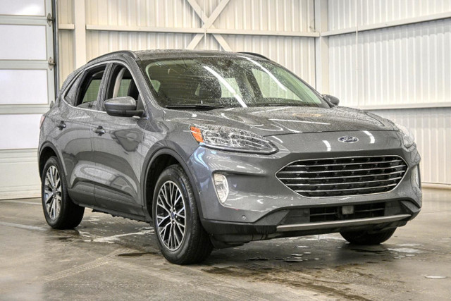 2021 Ford Escape Hybrid Titanium hybride rechargeable 4 cyl. 2,5 in Cars & Trucks in Sherbrooke