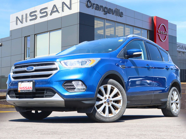 2017 Ford Escape Titanium in Cars & Trucks in Oakville / Halton Region