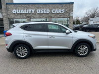 2016 Hyundai Tucson Luxury AWD - In Molten Silver - Panoramic roof - Touch screen - Navigation - Key... (image 1)