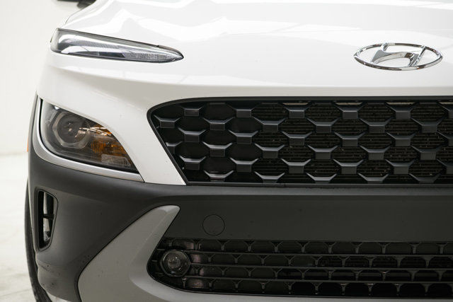 2022 Hyundai Kona Preferred | Heated Seats | Heated Steering in Cars & Trucks in Winnipeg - Image 3