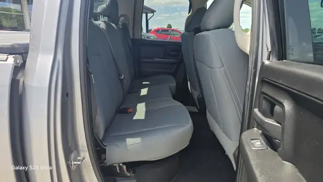 2019 RAM 1500 Classic ST dans Autos et camions dans London - Image 13