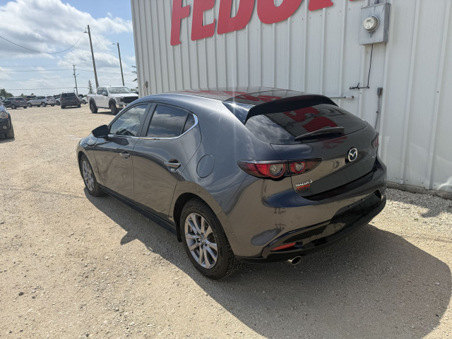 2021 Mazda 3 Hatchback in Cars & Trucks in Winnipeg - Image 2