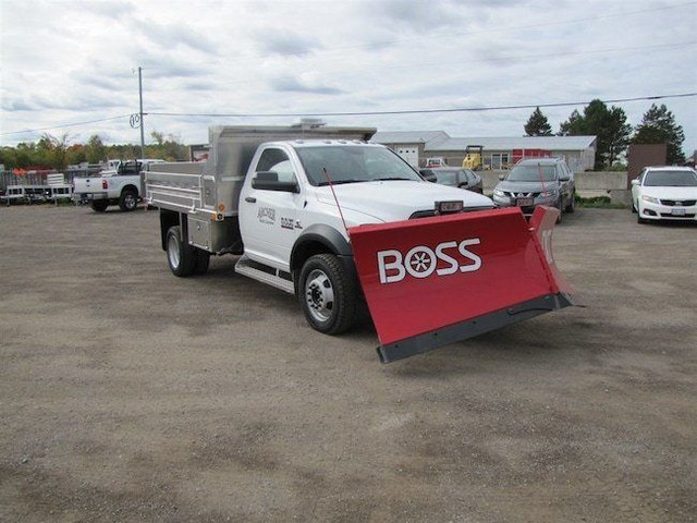 BOSS 10Ft DXT V-Blade Plow in Heavy Equipment in Peterborough - Image 2