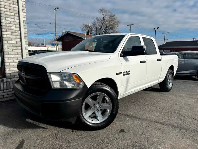 2015 Ram 1500 4WD Crew Cab 149 Tradesman Eco-Diesel in Cars & Trucks in Longueuil / South Shore - Image 10