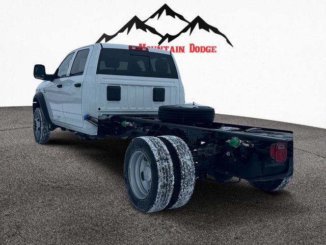 2024 RAM 5500 CAB CHASSIS DIESEL CREW CAB TRADESMAN in Cars & Trucks in Red Deer - Image 3