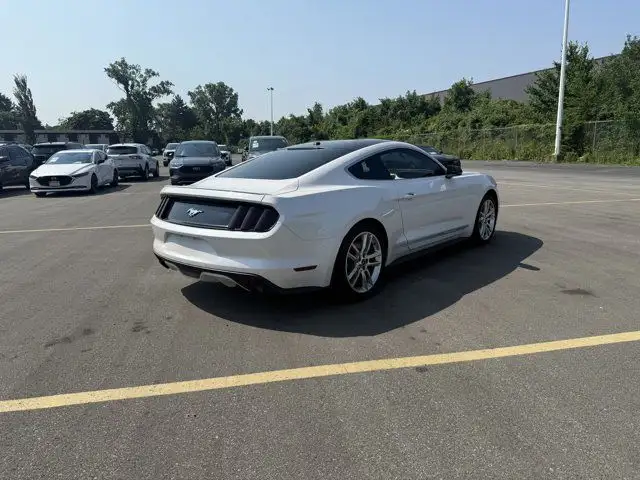 2017 Ford Mustang EcoBoost Premium in Cars & Trucks in Windsor Region - Image 7