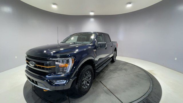 2023 Ford F-150 Tremor - Tail Gate Step - 401A in Cars & Trucks in Strathcona County - Image 3