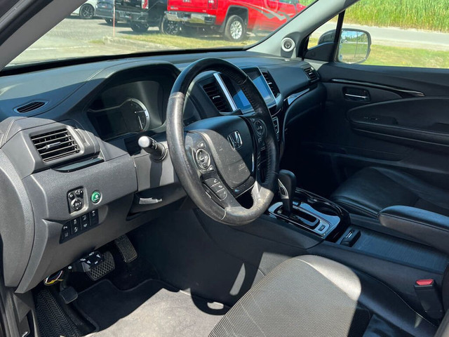 2017 Honda Ridgeline TOURING AWD - LTHR! NAV! BACK-UP CAM! BSM!  in Cars & Trucks in Kitchener / Waterloo - Image 3