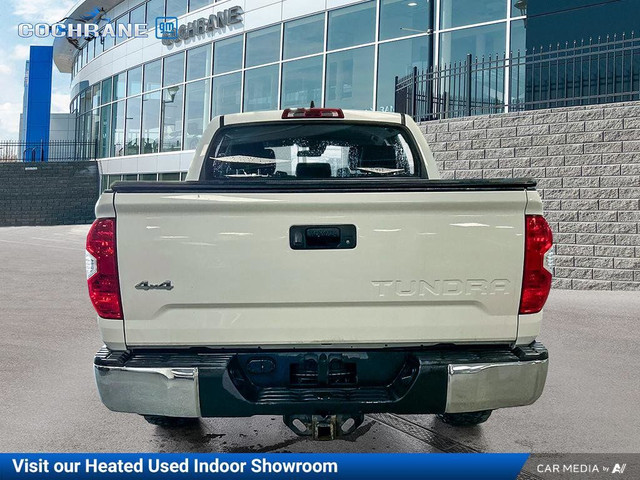 2021 Toyota Tundra SR5 | 5.7L V8 | 2 Sets of Tires in Cars & Trucks in Calgary - Image 4