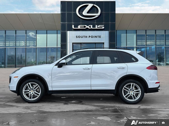 2018 Porsche Cayenne Premium Package AWD in Cars & Trucks in Edmonton - Image 3