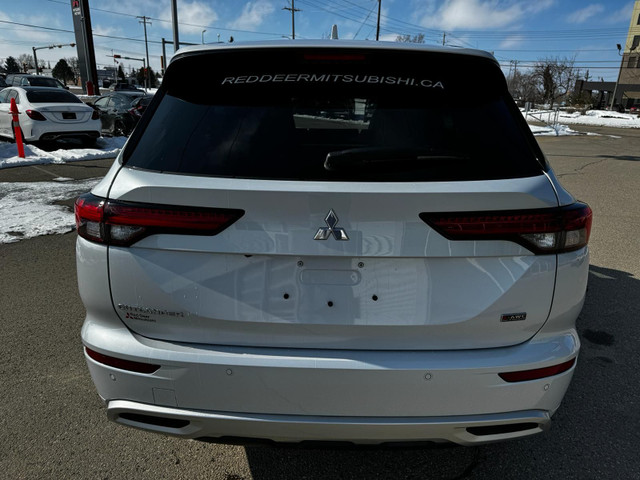 2024 Mitsubishi Outlander GT 10 YEAR FACTORY WARRANTY in Cars & Trucks in Red Deer - Image 4