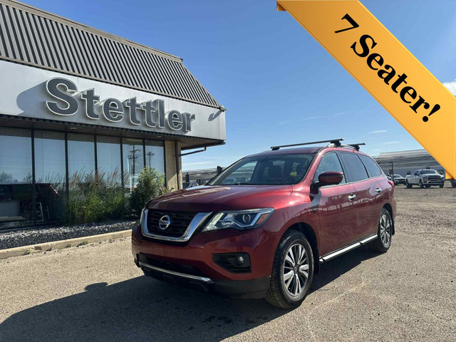 2017 Nissan Pathfinder SL in Cars & Trucks in Red Deer