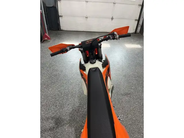 2025 KTM 250 XC in Dirt Bikes & Motocross in Granby - Image 10