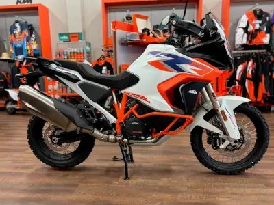 2024 SUPER ADVENTURE R... IN STOCK & COMES WITH A FOUR YEAR WARRANTY!!! BUY NOW AND SAVE $3,500 OFF...