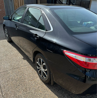 2017 Toyota Camry LE - Black - Clean - Perfect Car