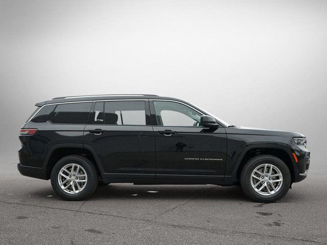 2023 Jeep Grand Cherokee L Laredo | Third Row Seating in Cars & Trucks in Windsor Region - Image 4