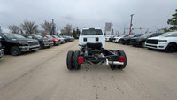SPECIAL OFFER! This 2024 RAM 5500 REG CAB CHASSIS has the following options Cloth 40/20/40 Prem Benc... (image 9)