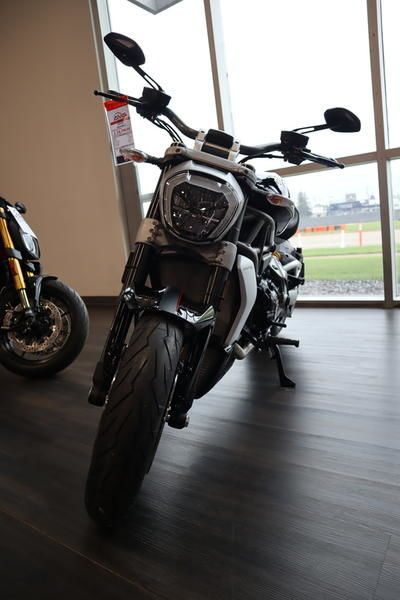 2022 Ducati XDIAVEL S Black in Other in Edmonton - Image 3