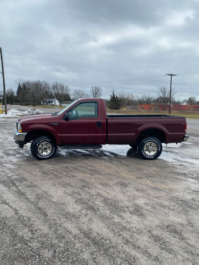 2004 Ford Super Duty F-250 in Cars & Trucks in St. Catharines - Image 2