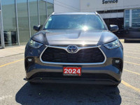 Check out this 2024 Toyota Highlander Hybrid XLE AWD with 49,589 KMS, finished in a sleek Grey exter... (image 2)