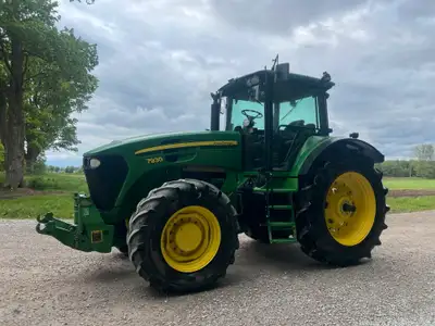 2008 John Deere 7930 FWA, 8200 hours, 6.8 Litre Pre-Emissions engine, 40 km/hr but 50 km/hr capable...
