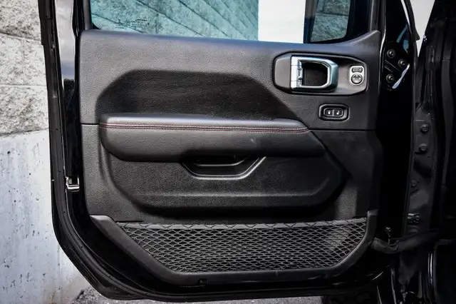 2023 Jeep Wrangler Rubicon • PREM. AUDIO • 4G WI-FI • CP/AA in Cars & Trucks in Kingston - Image 10
