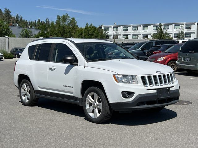 2013 Jeep Compass North | AS IS - WHOLESALE TO PUBLIC in Cars & Trucks in Kelowna - Image 3
