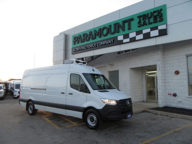 2020 Mercedes-Benz Sprinter Cargo Van DIESEL 2500 HIGH ROOF EXTE in Cars & Trucks in Oakville / Halton Region