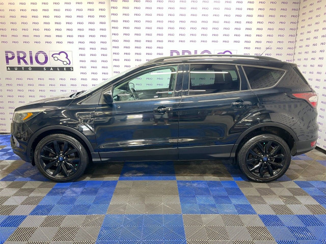 2017 Ford Escape in Cars & Trucks in Ottawa - Image 2