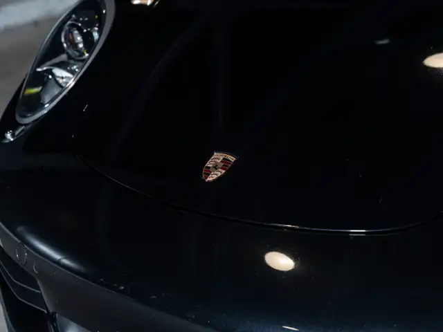 2015 Porsche 911 2015 911 Targa 4S - Certifié Porsche Approved in Cars & Trucks in Québec City - Image 22