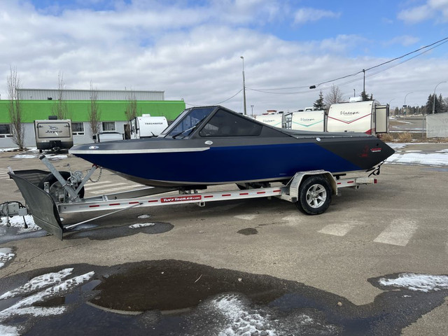 2020 COYOTE PREDATOR 180 in Canoes, Kayaks & Paddles in Edmonton