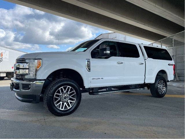 2017 Ford F-350 Lariat ULTIMATE 4WD DIESEL SUNROOF NAVI CANOPY in Cars & Trucks in Delta/Surrey/Langley - Image 3