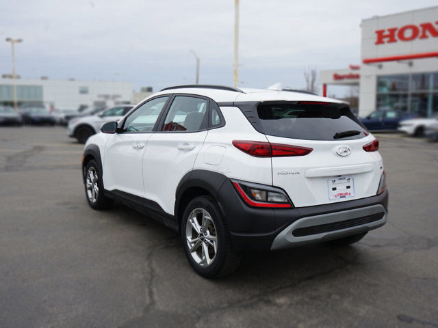 2023 Hyundai Kona Preferred | All-wheel Drive | No Accidents in Cars & Trucks in Hamilton - Image 2