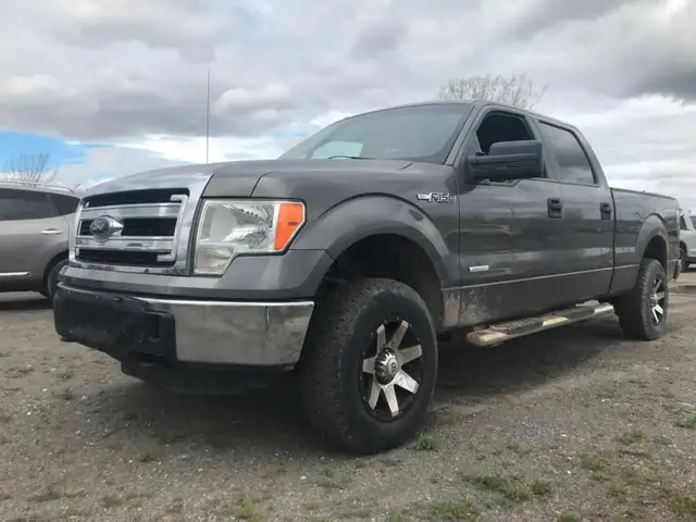 2013 Ford F-150 4X4 SuperCrew 145" XLT | 3.5 ECOBOOST in Cars & Trucks in City of Toronto - Image 2