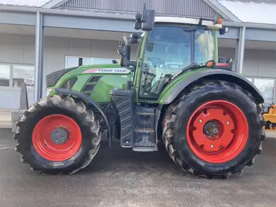 2019 Fendt 724. Front hitch, please call us for more information.
