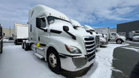 Ryder Stock ID: 876538 Transmission Type/Speed: Auto 10 Engine: DIESEL X15'17 500/1800 Horse Power:... (image 4)