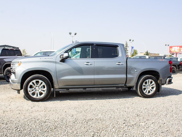 2023 Chevrolet Silverado 1500 Crew Cab Short Box 4-Wheel Drive L in Cars & Trucks in Edmonton - Image 2