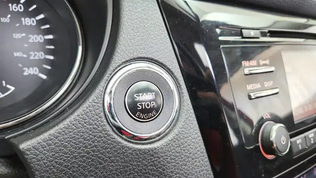 2018 Nissan Qashqai in Cars & Trucks in Lethbridge - Image 25