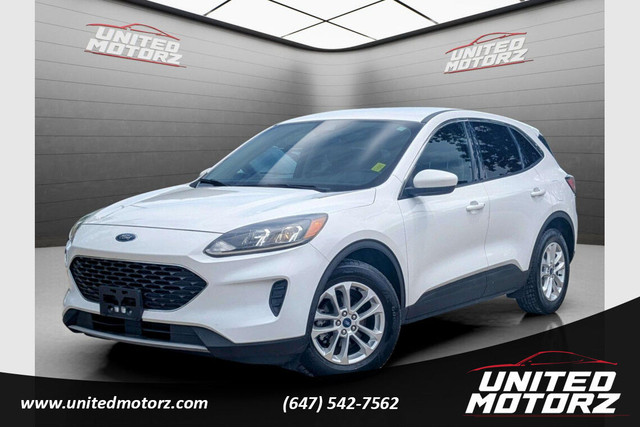 2020 Ford Escape SE~CERTIFIED~NO ACCIDENTS~ in Cars & Trucks in Cambridge