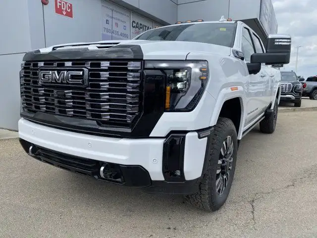2025 GMC Sierra 3500HD Crew Cab Denali Ultimate in Cars & Trucks in Edmonton - Image 3