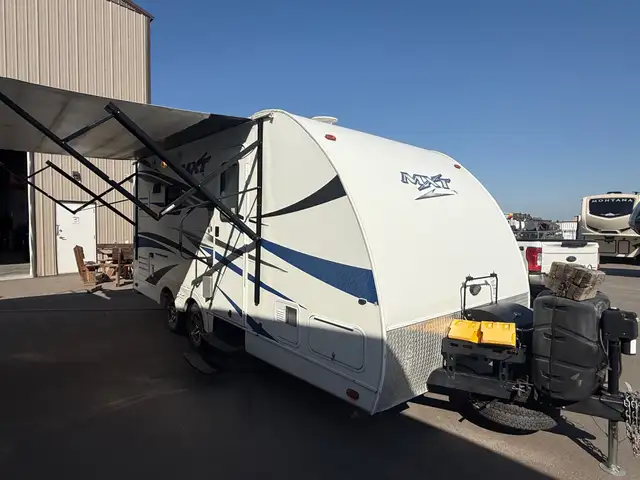 2014 KZ MXT 160 Toy Hauler in Travel Trailers & Campers in St. Albert - Image 10