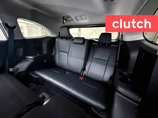 2024 Toyota Highlander Hybrid XLE AWD w/ Apple CarPlay, Heated F in Cars & Trucks in Ottawa - Image 22