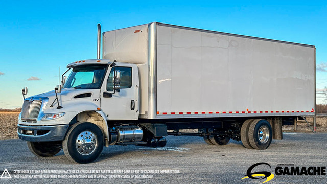 2020 INTERNATIONAL MV607 TRUCK DRY BOX VAN in Heavy Trucks in La Ronge - Image 2