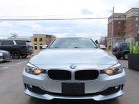 LOW LOW KMS - 100% CANADIAN VEHICLE Visit Our Website @ EliteLuxuryMotors.ca - 320i XDRIVE AWD - NAV... (image 3)