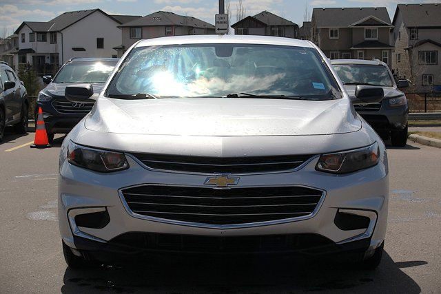 2018 Chevrolet Malibu LS in Cars & Trucks in Calgary - Image 4